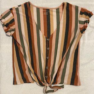 American Eagle front tie top